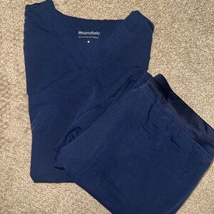 Mandala Men's Navy Scrub Set